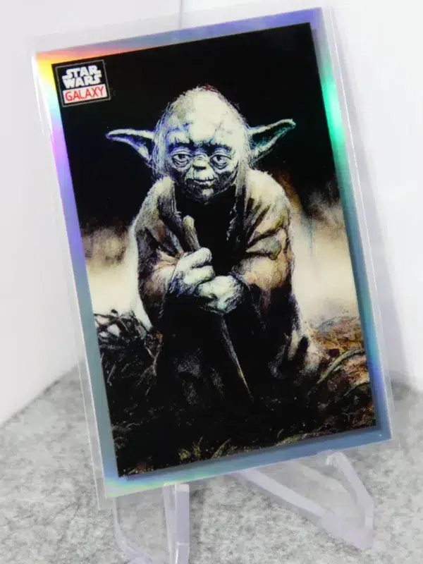 2023 Old Master Yoda #41 Topps Star Wars Galaxy Prism Refractor - stand