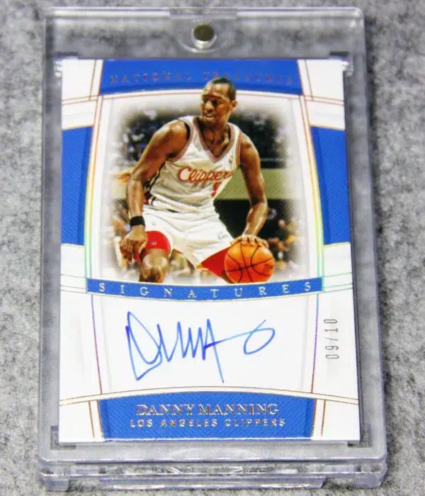 2019-20 Danny Manning #S-DMG Panini National Treasures Signatures Gold SN#9 - front