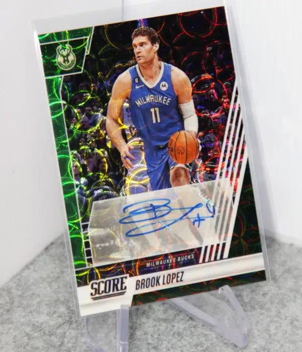 2022-23 Brook Lopez #SPS-BLZ Panini Chronicles Score Signatures Jade - stand