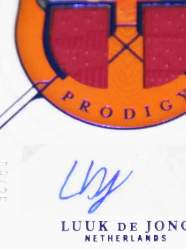 2022 Luuk de Jong #PA-LDJ Panini National Treasures World Cup Prodigy Sapphire Autograph SN#9 - detail