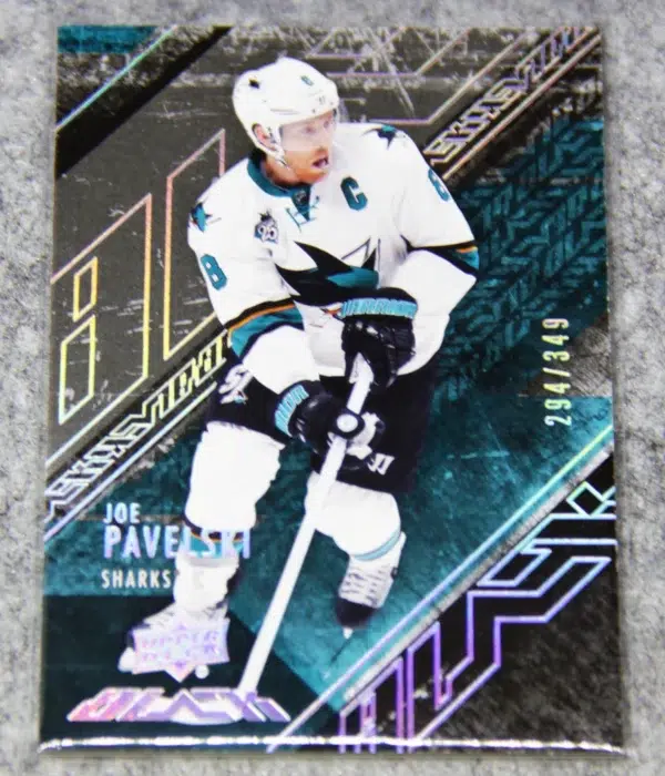 2015-16 Joe Pavelski #24 Upper Deck Black SN#294 - front