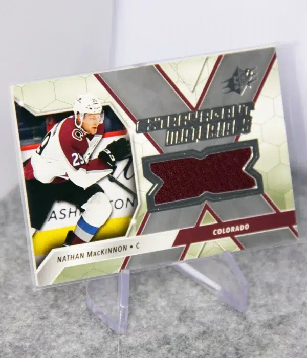 2020-21 Nathan MacKinnon #EX-NM Upper deck SPx Extravagant Materials - stand