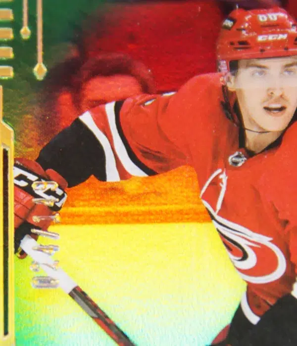 2021-22 Teuvo Teravainen #70 Upper Deck Stature Green SN#24 -detail