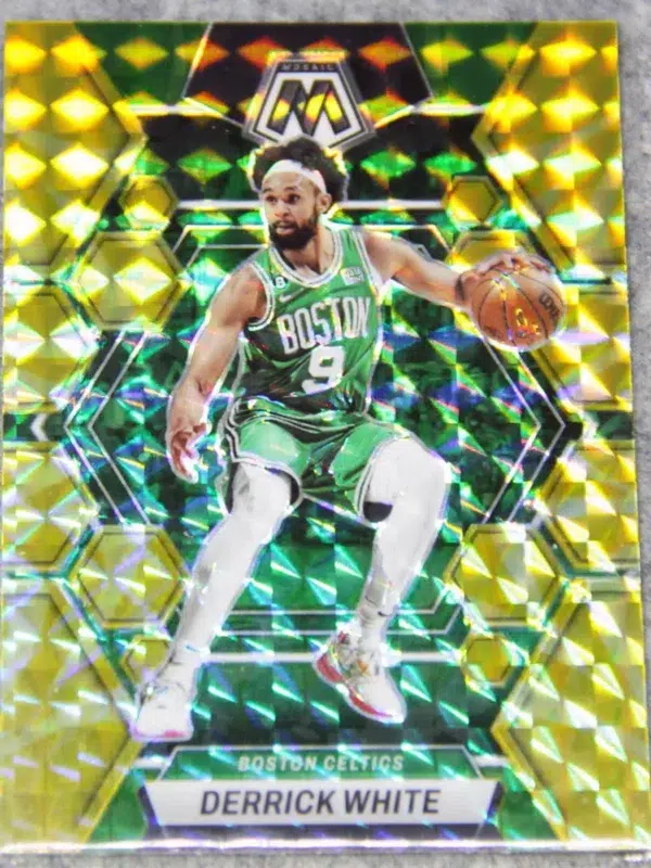 2022-23 Derrick White #122 Panini Mosaic Reactive Yellow Prizm - front