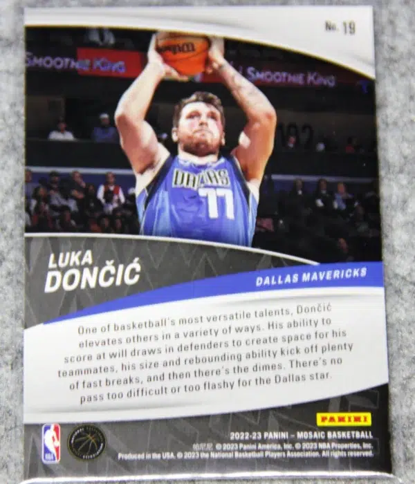 2022-23 Luka Doncic #19 Panini Mosaic Elevate - back