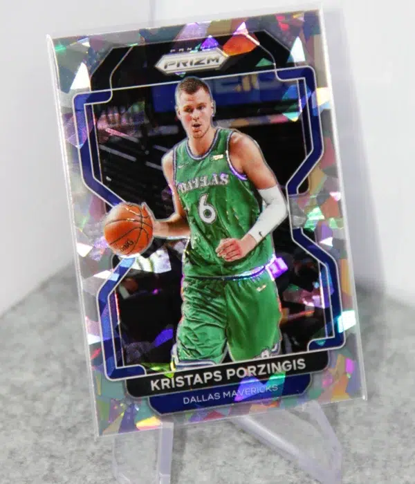 2021-22 Kristaps Porzingis #74 Panini Prizm Silver Cracked Ice Prizm - stand