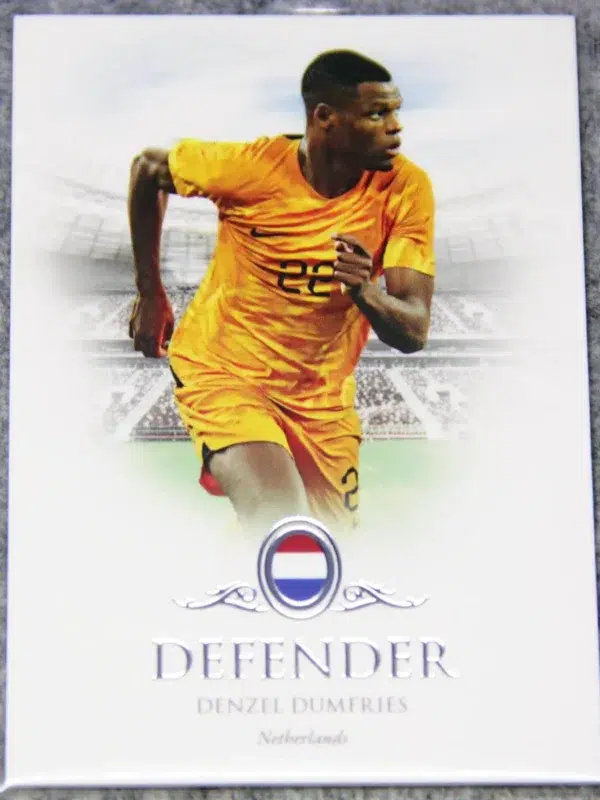 2023 Denzel Dumfries #012 Futera Unique Football Defender Silver SN#45 - front