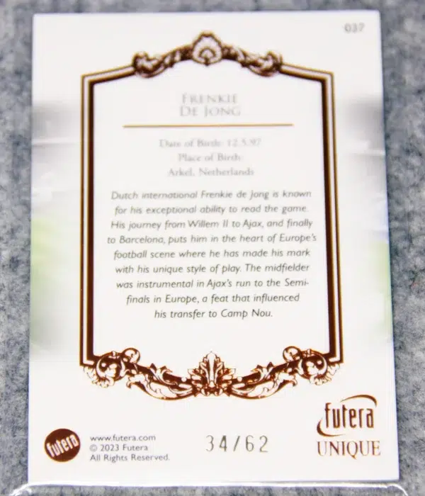 2023 Frenkie de Jong #037 Futera Unique Football Midfielder Orange SN#34 - back