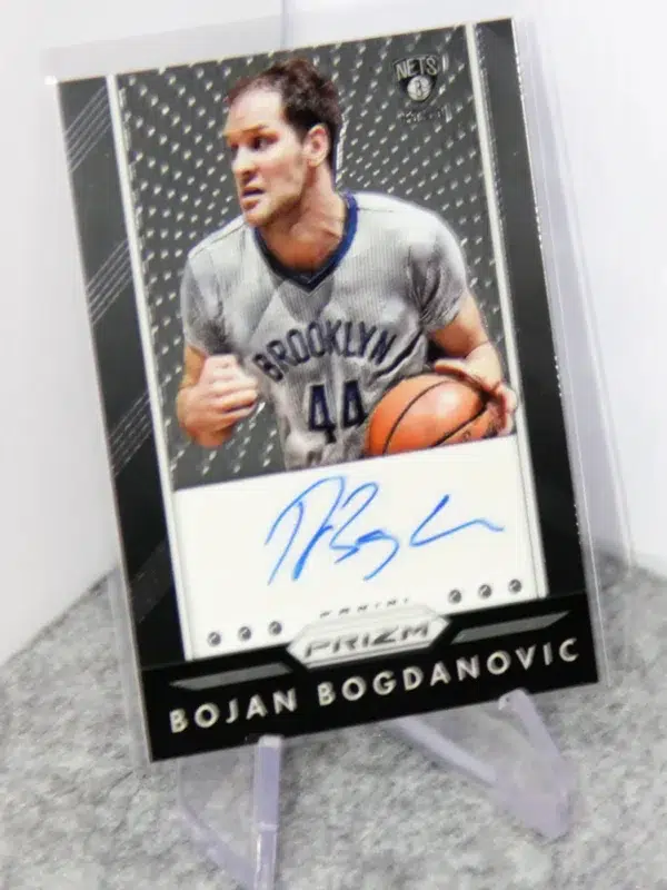 2015-16 Bojan Bogdanovic #P-BBD Panini Prizm Autograph - stand