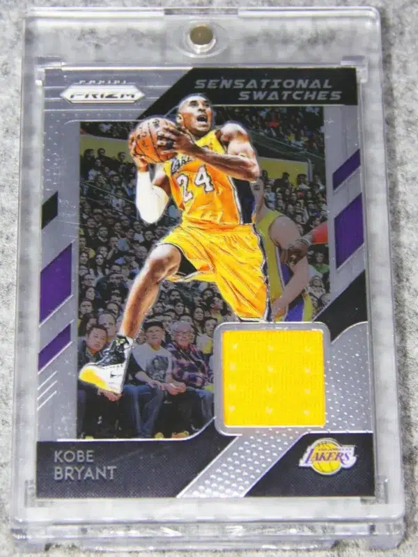 2018-19 Kobe Bryant #19 Panini Prizm Sensational Swatches Game Worn Yellow Patch - front