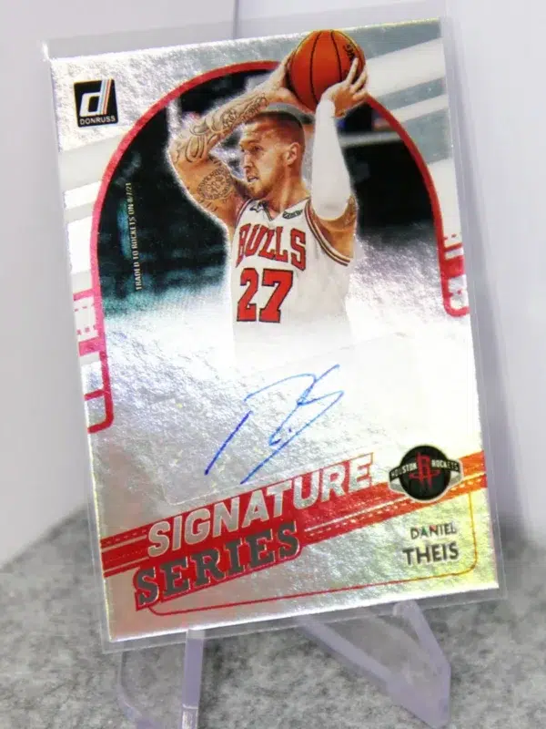 2021-22 Daniel Theis #SS-DTH Panini Signature Series Holo - stand