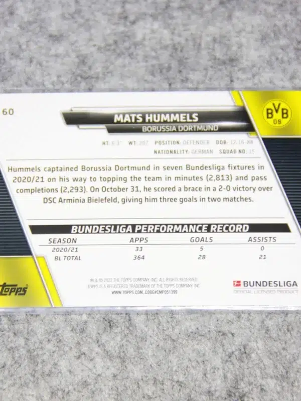 2021-22 Mats Hummels #60 Topps Bundesliga Speckle Foil - back