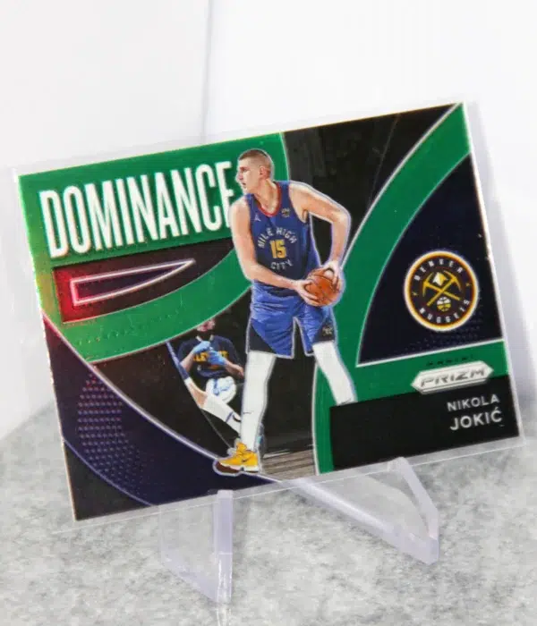 2021-22 Nikola Jokic #16 Panini Prizm Dominance Green Prizm - stand