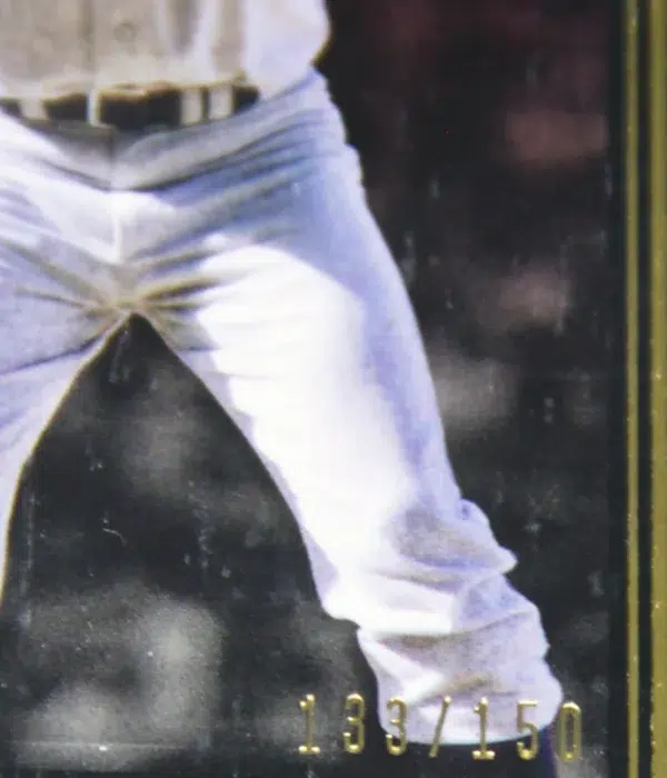 2021 Hank Aaron #55 Topps Museum Collection Blue Parallel SN#133 - detail