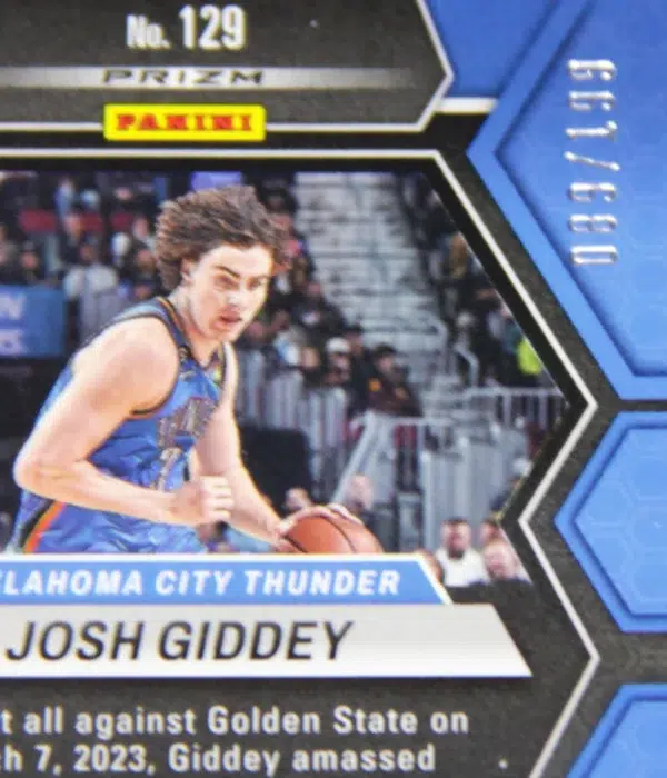 2022-23 Josh Giddey #129 Panini Mosaic Blue Prizm SN#89 - detail
