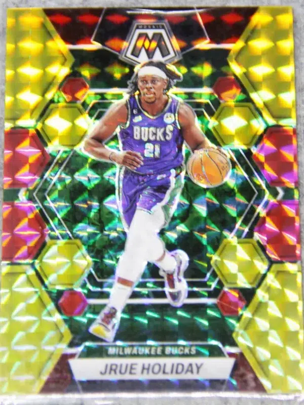 2022-23 Jrue Holiday #158 Panini Mosaic Choice Fusion Red Yellow Prizm SN#42 - front