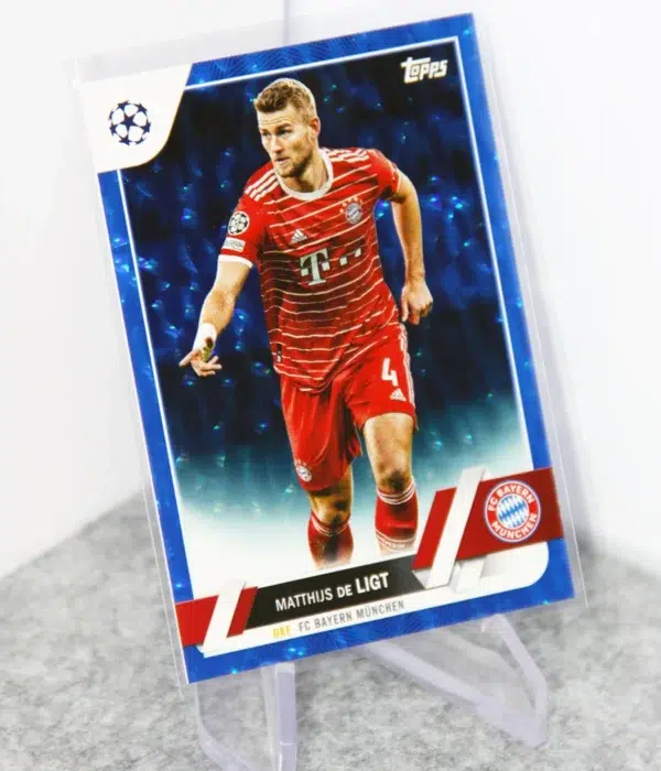 2022-23 Matthijs de Ligt #161 Topps UEFA Club Competitions Icy Blue Foil SN#95 - stand