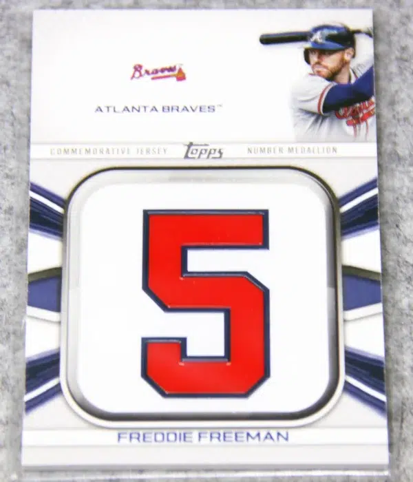 2022 Freddie Freeman #JNM-FF Topps Series 1 Commemorative Jersey Number Medallion - front