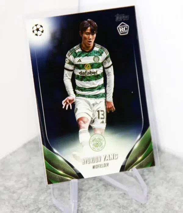 2023-24 Hyunjun Yang #83 Topps UEFA Club Competitions Pink Geometric Refractor SN#126 - stand