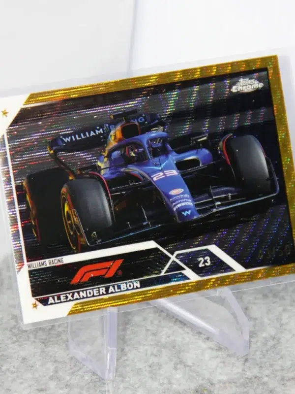 2023 Alexander Albon #117 Topps Chrome F1 Gold Wave Refractor SN#43 - stand