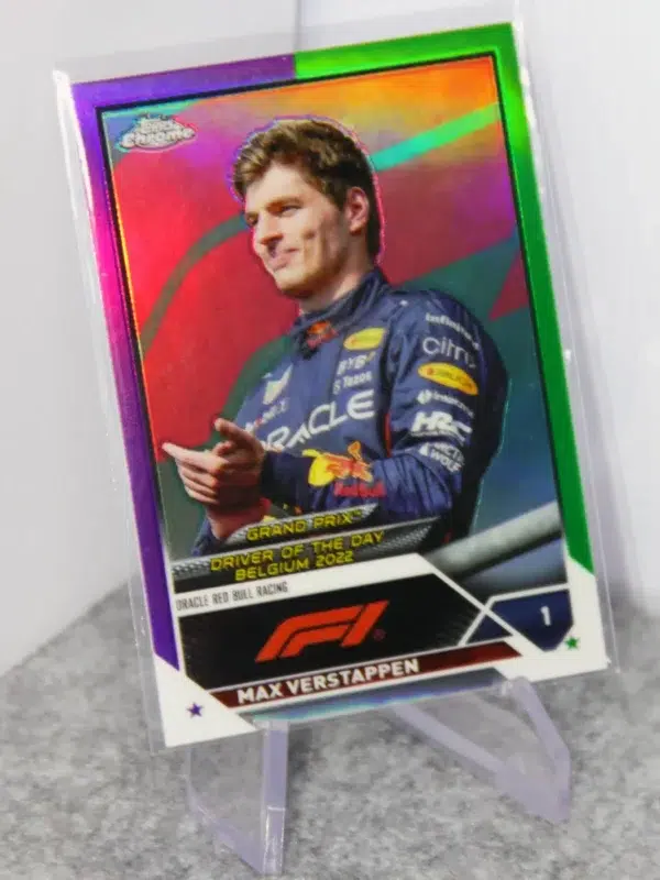 2023 Max Verstappen #179 Topps F1 Chrome Grand Prix Driver Of The Day Purple Green Refractor - stand