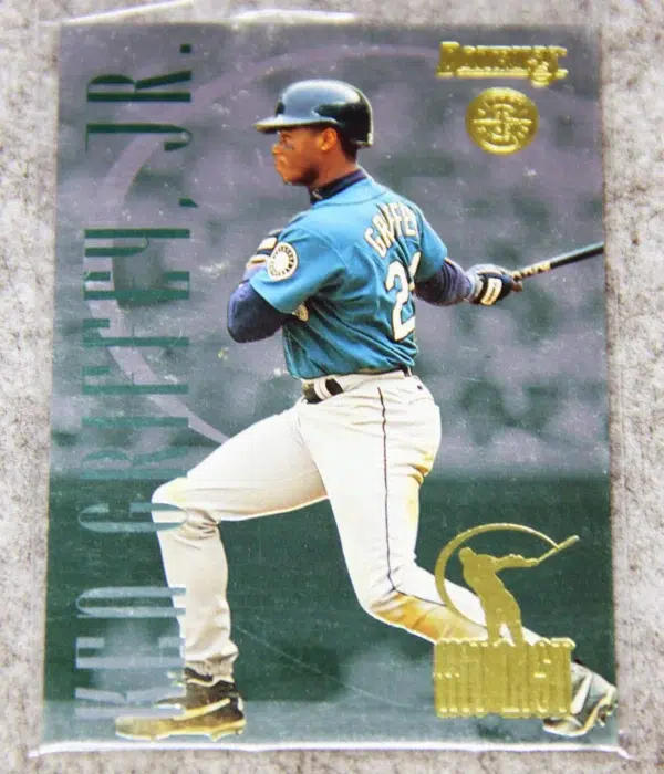 1995 Ken Griffey Jr. #2 Donruss Hit List SN#3853 - front
