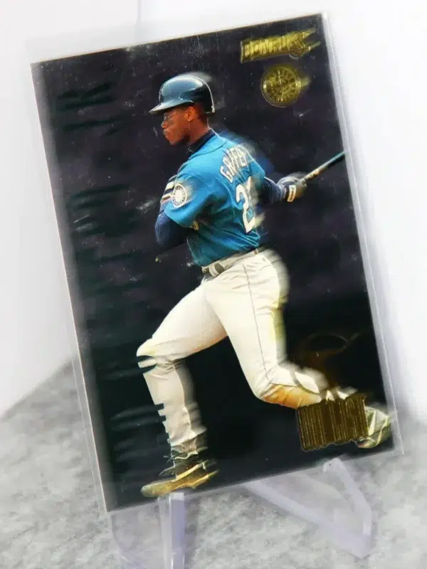 1995 Ken Griffey Jr. #2 Donruss Hit List SN#3853 - stand