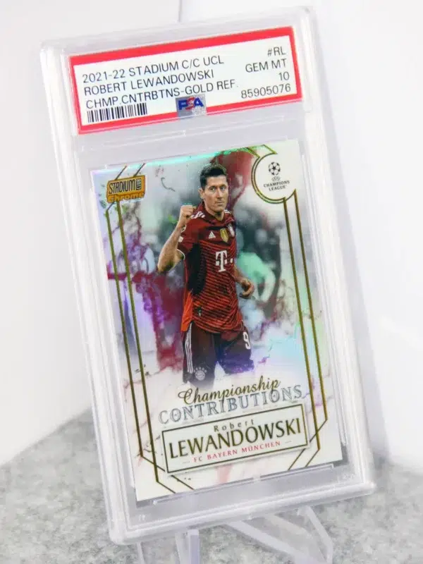 2021-22 Robert Lewandowski #CC-RL Topps Stadium Club Chrome Championship Contributions Gold SN#20 PSA 10 - stand