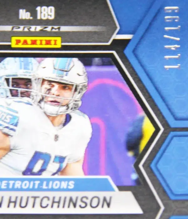 2021 Aidan Hutchinson #189 Panini Mosaic Orange Reactive Prizm SN#114 - detail