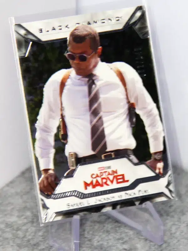 2021 Samuel L. Jackson as Nick Fury #87 Upper Deck Marvel Captain Marvel Black Diamond SN#52 - stand