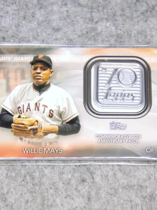 2021 Willie Mays #70LP-WM Topps Series 1 Commemorative 70th Anniversary Logo Patch - front