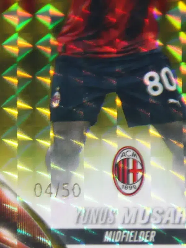 2023-24 Yunus Musah #89 Topps Chrome UEFA Champions League Gold Geometric Refractor SN#4 - detail
