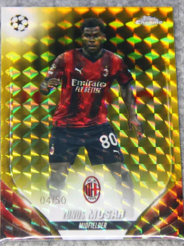 2023-24 Yunus Musah #89 Topps Chrome UEFA Champions League Gold Geometric Refractor SN#4 - front