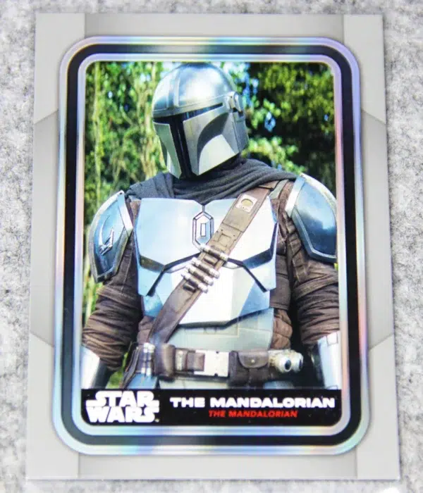 2023 The Mandalorian #19 Topps Star Wars The Mandalorian - front