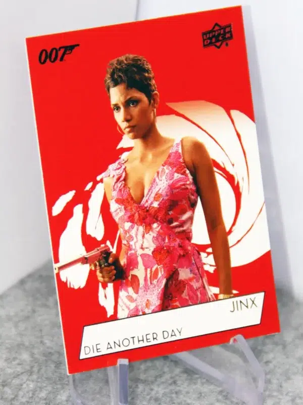 2019 Halle Berry as Giacinta Jinx Johnson #190 Upper Deck 007 James Bond Collection - stand