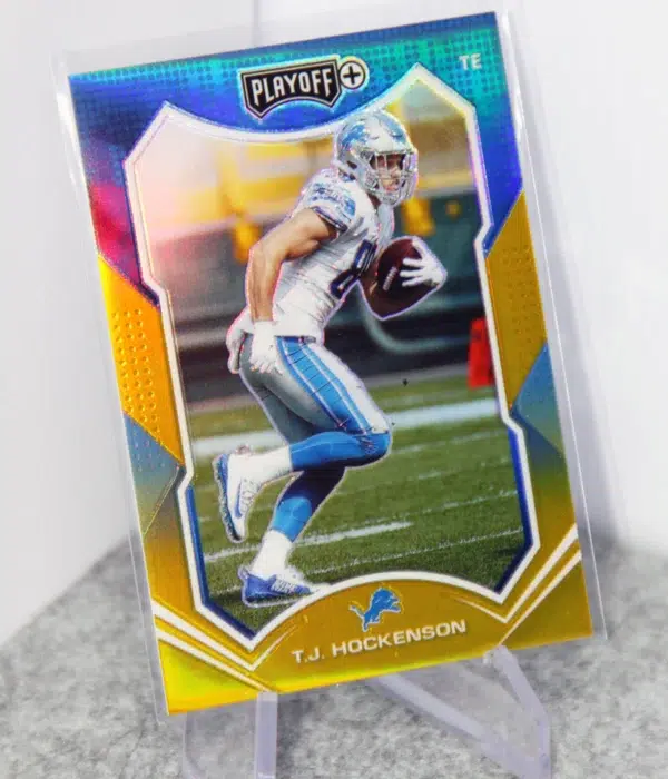 2021 T.J. Hockenson #133 Panini Playoff Plus Football Gold Prizm SN#1 - stand