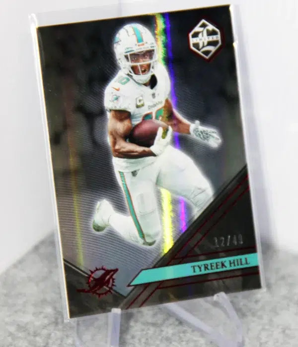 2022 Tyreek Hill #84 Panini Limited Football Spotlight Ruby Parallel SN#17 - stand