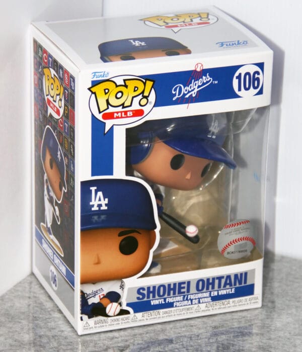 Funko POP! Shohei Ohtani #106 MLB Baseball Los Angeles Dodgers - stand