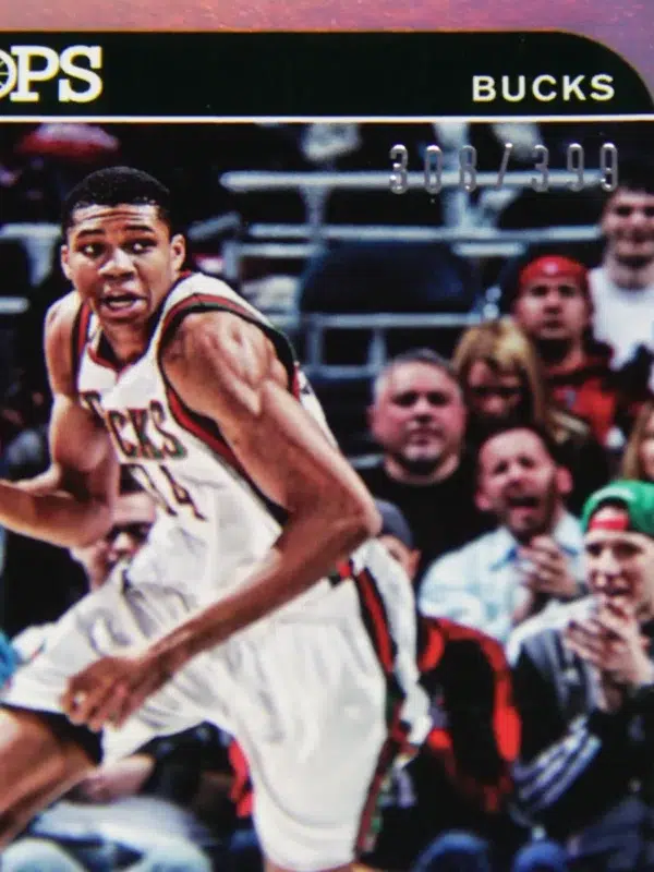 2014-15 Giannis Antetokounmpo #62 Panini NBA Hoops Silver Prizm PSA 9 MT SN#308 - detail