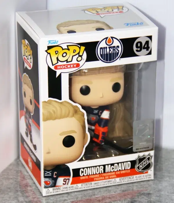 Funko POP! Connor McDavid #95 NHL Hockey Edmonton Oilers - stand