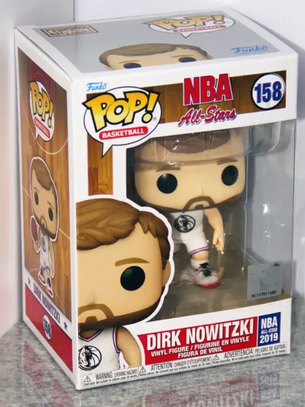 Funko POP! Dirk Nowitzki #158 NBA All-Stars Basketball Dallas Mavericks - stand