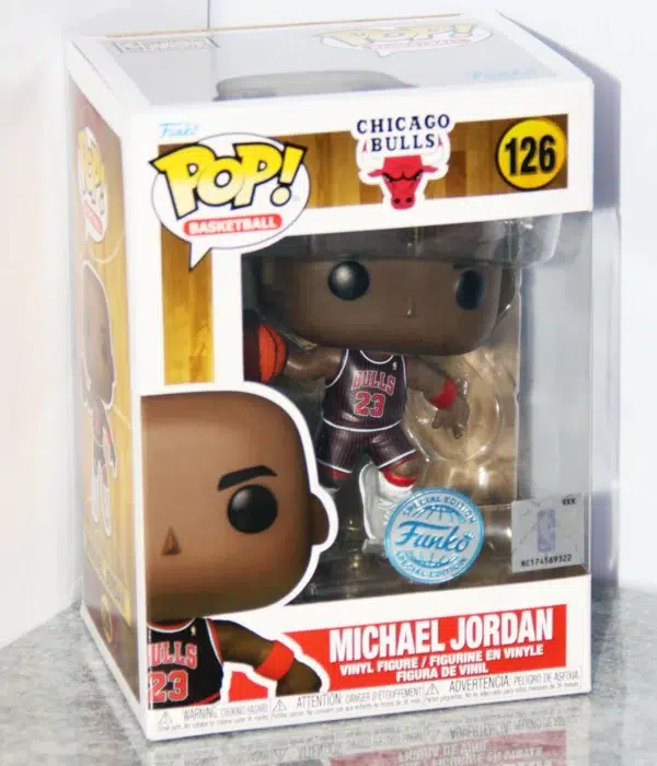 Funko POP! Michael Jordan #126 NBA Basketball Chicago Bulls Special Edition with Jordans Shoes - stand