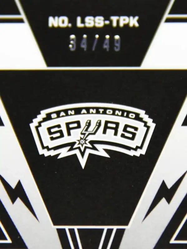 2021-22 Tony Parker #LSS-TPK Panini Obsidian Lightning Strike Signatures Purple SN#34 - detail