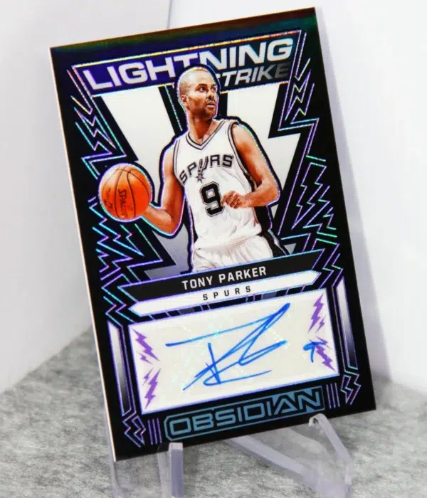 2021-22 Tony Parker #LSS-TPK Panini Obsidian Lightning Strike Signatures Purple SN#34 - stand