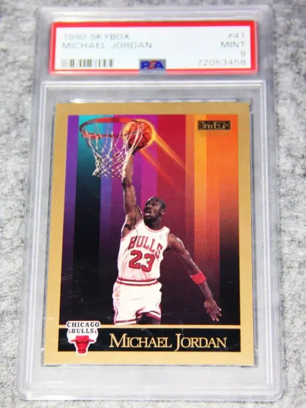 1990-91 Michael Jordan #41 Skybox PSA 9 MINT - front