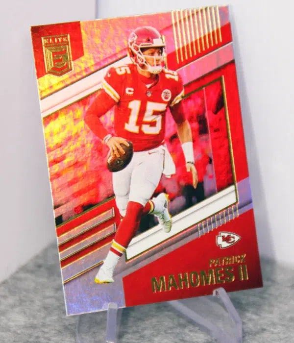 2022 Patrick Mahomes II #38 Panini Donruss Elite - stand
