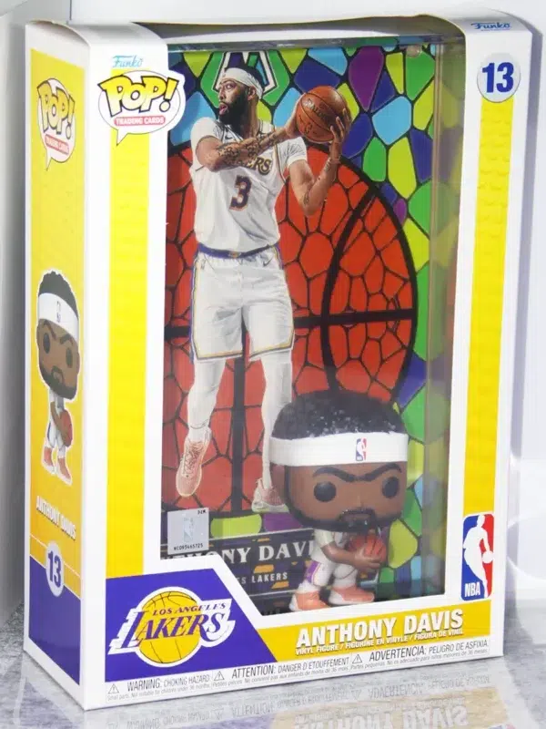 Funko POP! Anthony Davis #13 Los Angeles Lakers NBA Panini Mosaic Card - stand