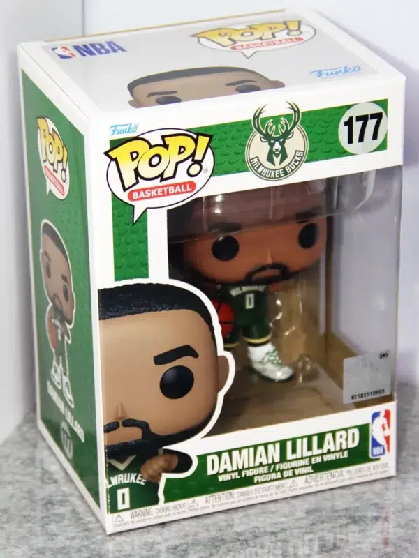 Funko POP! Damian Lillard #177 NBA Basketball Milwaukee Bucks - stand