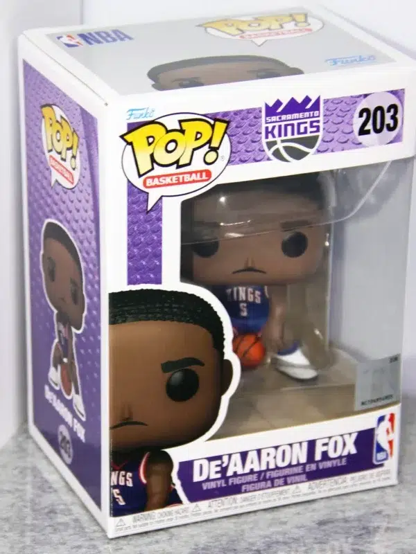 Funko POP! De'Aaron Fox #203 NBA Basketball Sacramento Kings Special City Edition - stand