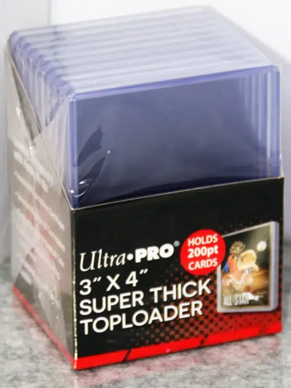 Ultra PRO Clear Super Think Toploaders 3 x 4 200pt - stand
